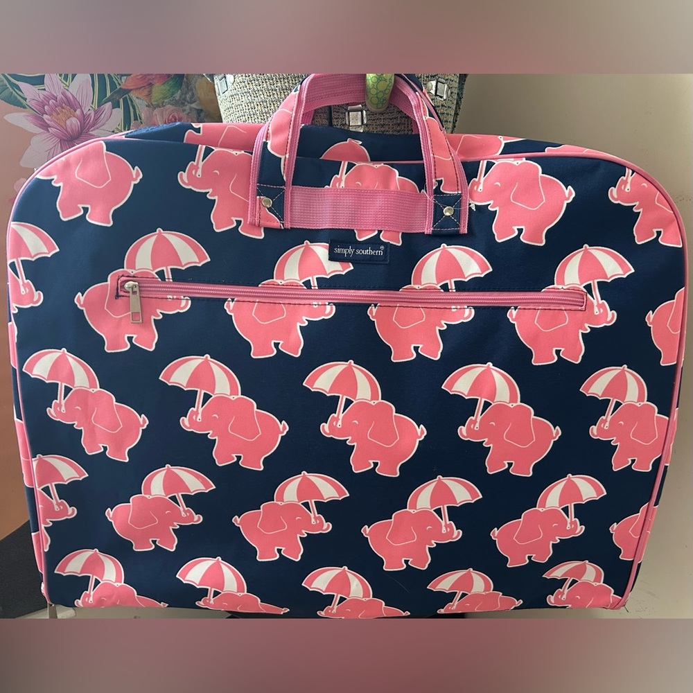 NWOT SIMPLY SOUTHERN GARMENT BAG NAVY BLUE/PINK ELEPHANT PATTERN